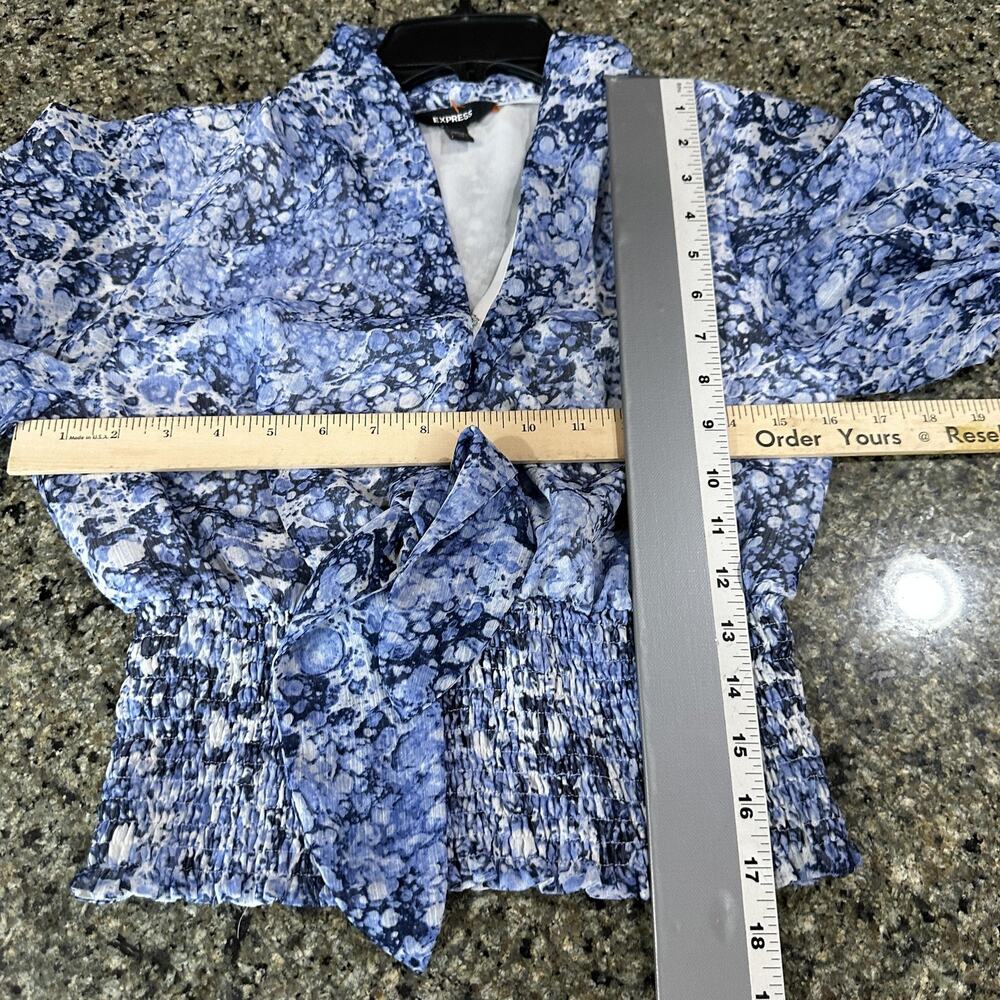 Express Blouse XS Blue White Coquette Y2K Puff Sleeves Smocked Waist Top FLAW - Picture 5 of 7